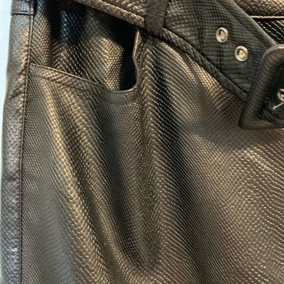 Beua Tilley size medium faux leather skirt, elastic waist band and belt. NEW - Picture 3 of 7